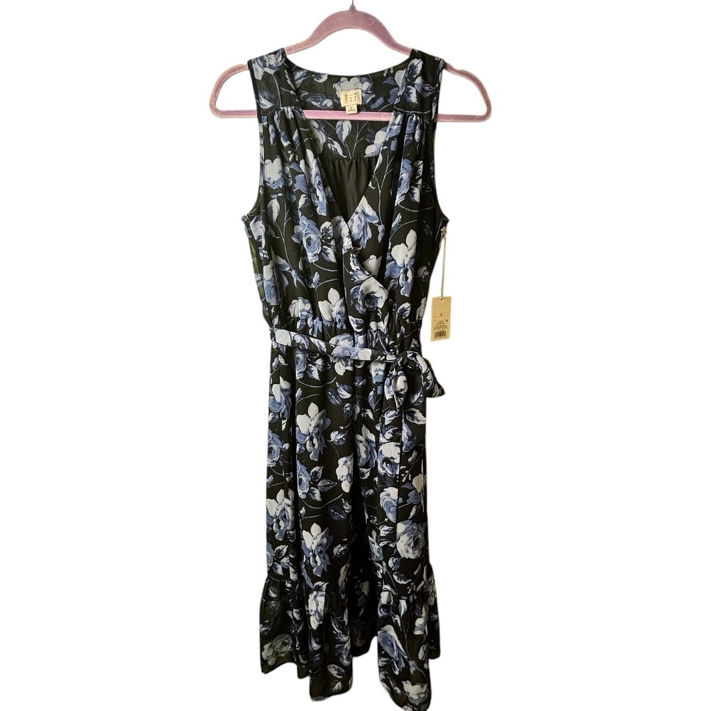A New Day Navy and Light Blue Floral Wrap Style Midi‎ Dress Size Small